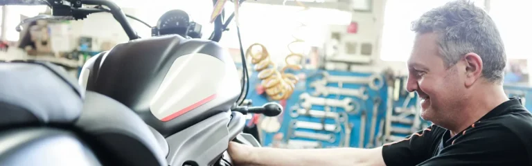 motos uson cabecera 1400x438 1 768x240